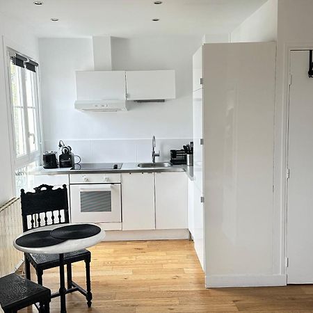 Charmant Studio Au Coeur Du 18E Apartment ปารีส ภายนอก รูปภาพ